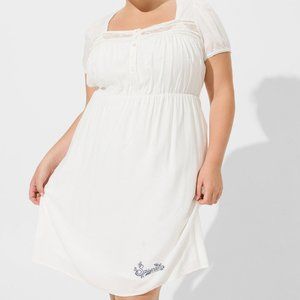 Outlander Sassenach Mini Challis Lace Nightgown